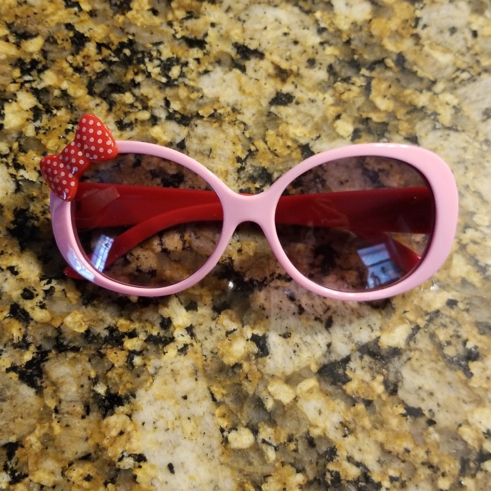 Kids sunnies new in bag